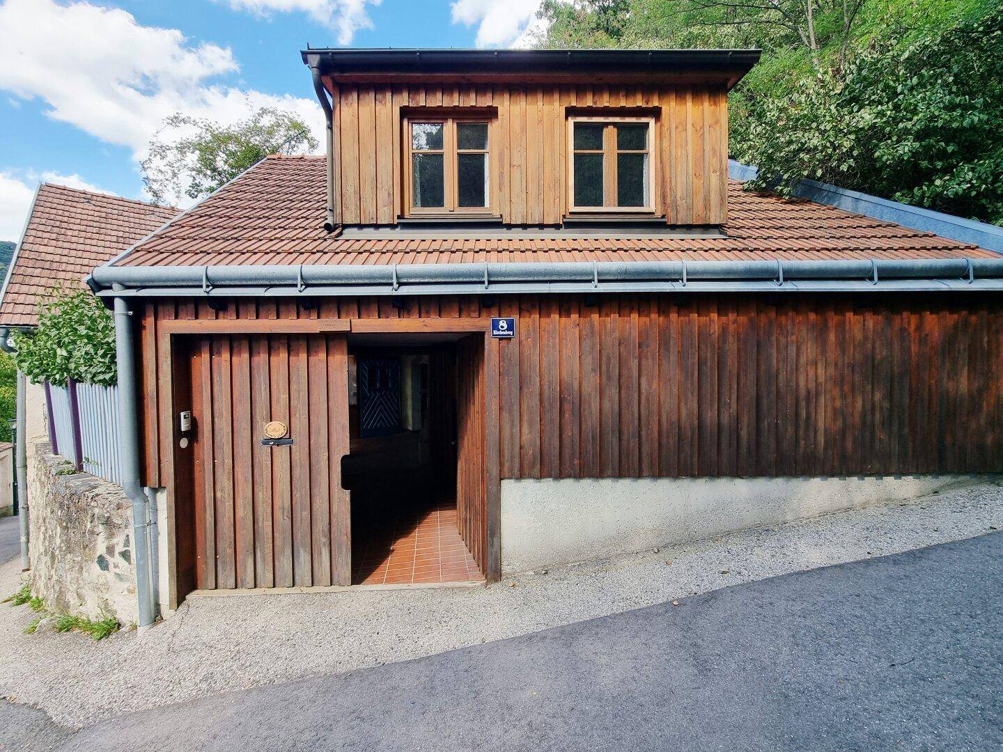 Zugang Haus Nr. 8