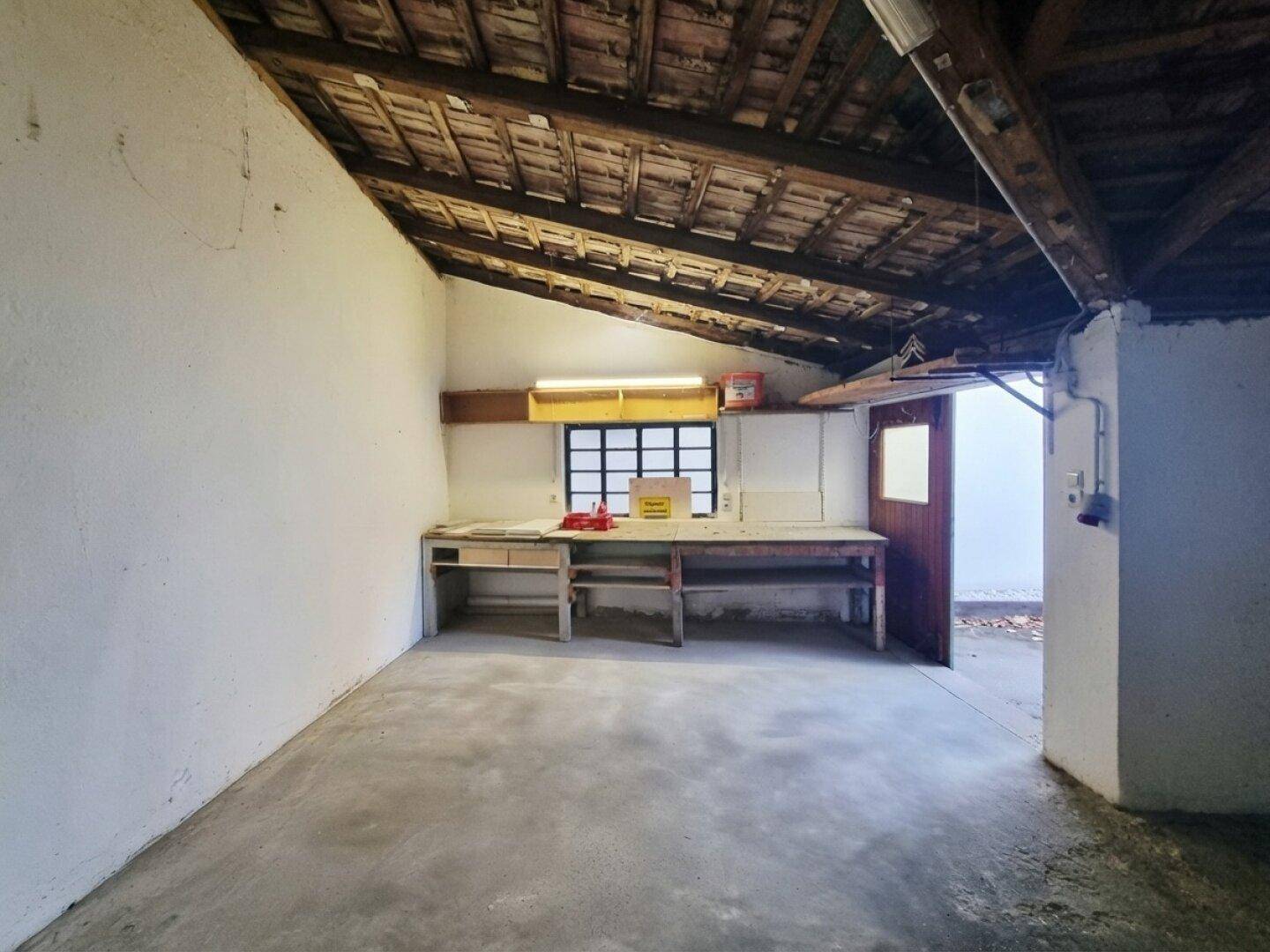 Garage / Schuppen