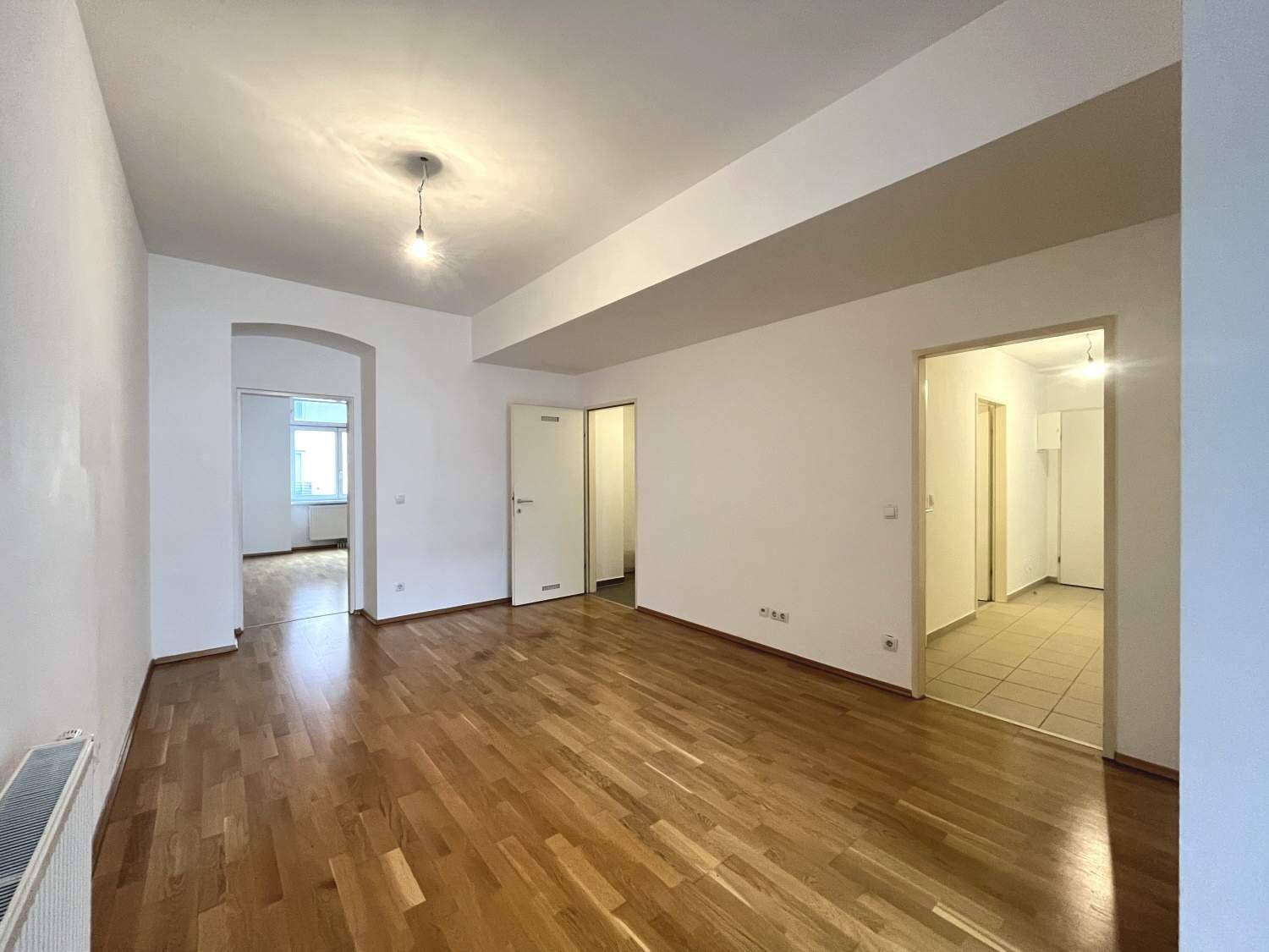 Stadtrand trifft City: Helle 2-Zimmer-Wohnung mit Loggia nahe Wienerberg – pohled 2
