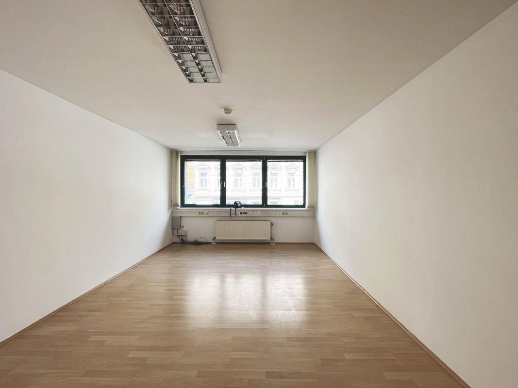 Büro 1