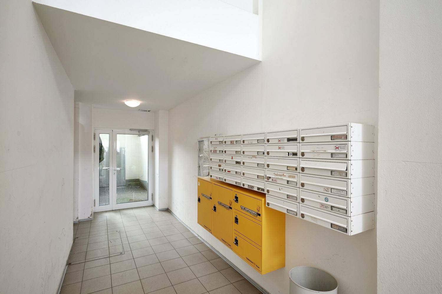 Stiegenhaus Eingang