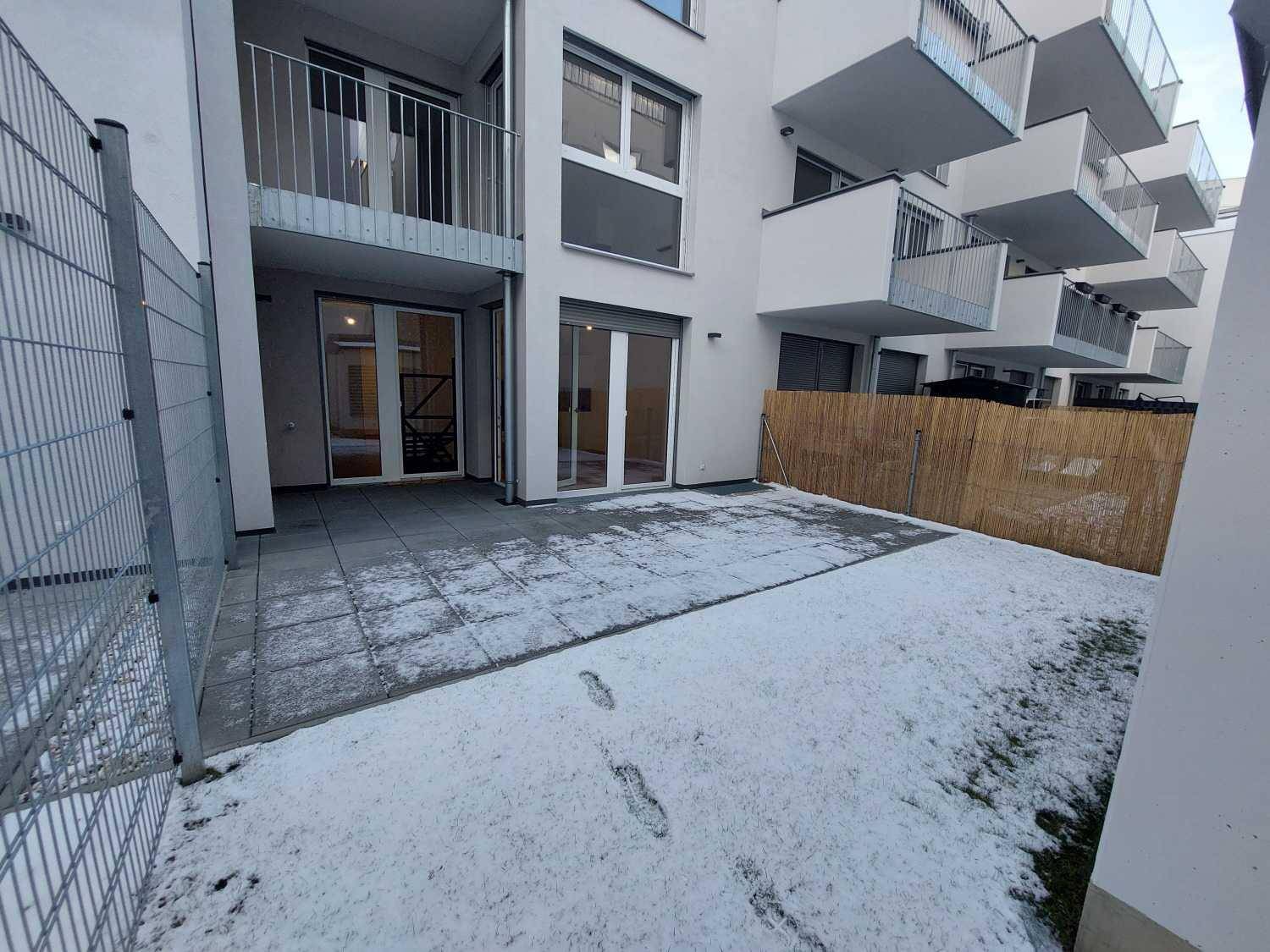 Moderne 2-Zimmer-Wohnung mit Garten und großer Terrasse –in der Koloniestraße! - Mehr