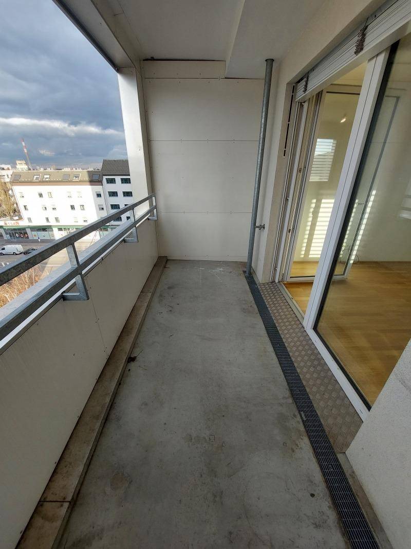 Loggia II