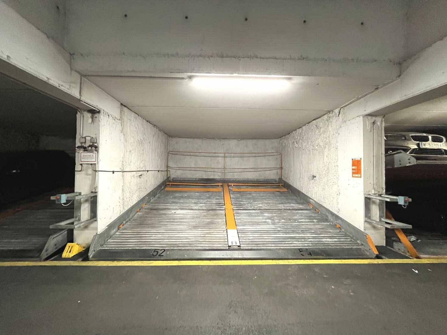 Garage VII