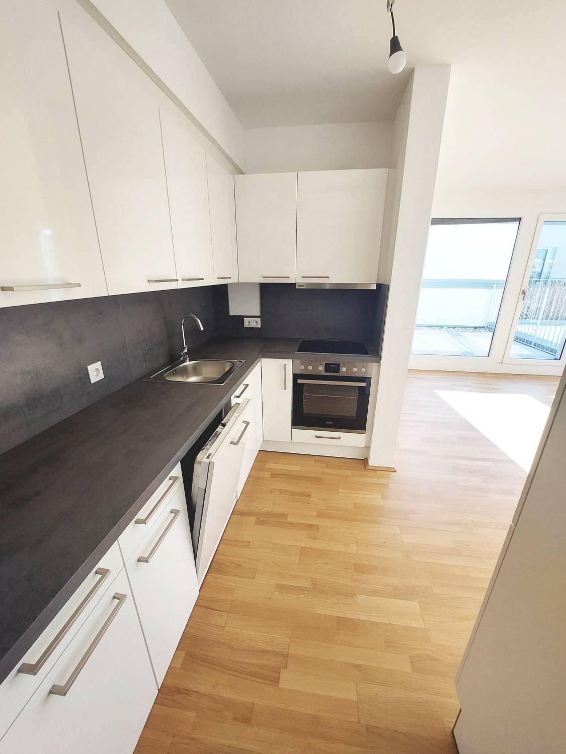 Moderne 3-Zimmer-Terrassenwohnung mit Klimaanlage –in der Koloniestraße! - Ansicht 5