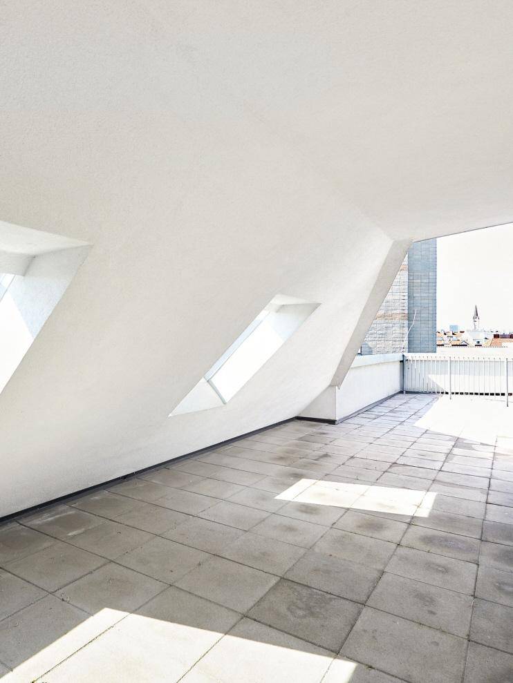 Loggia I