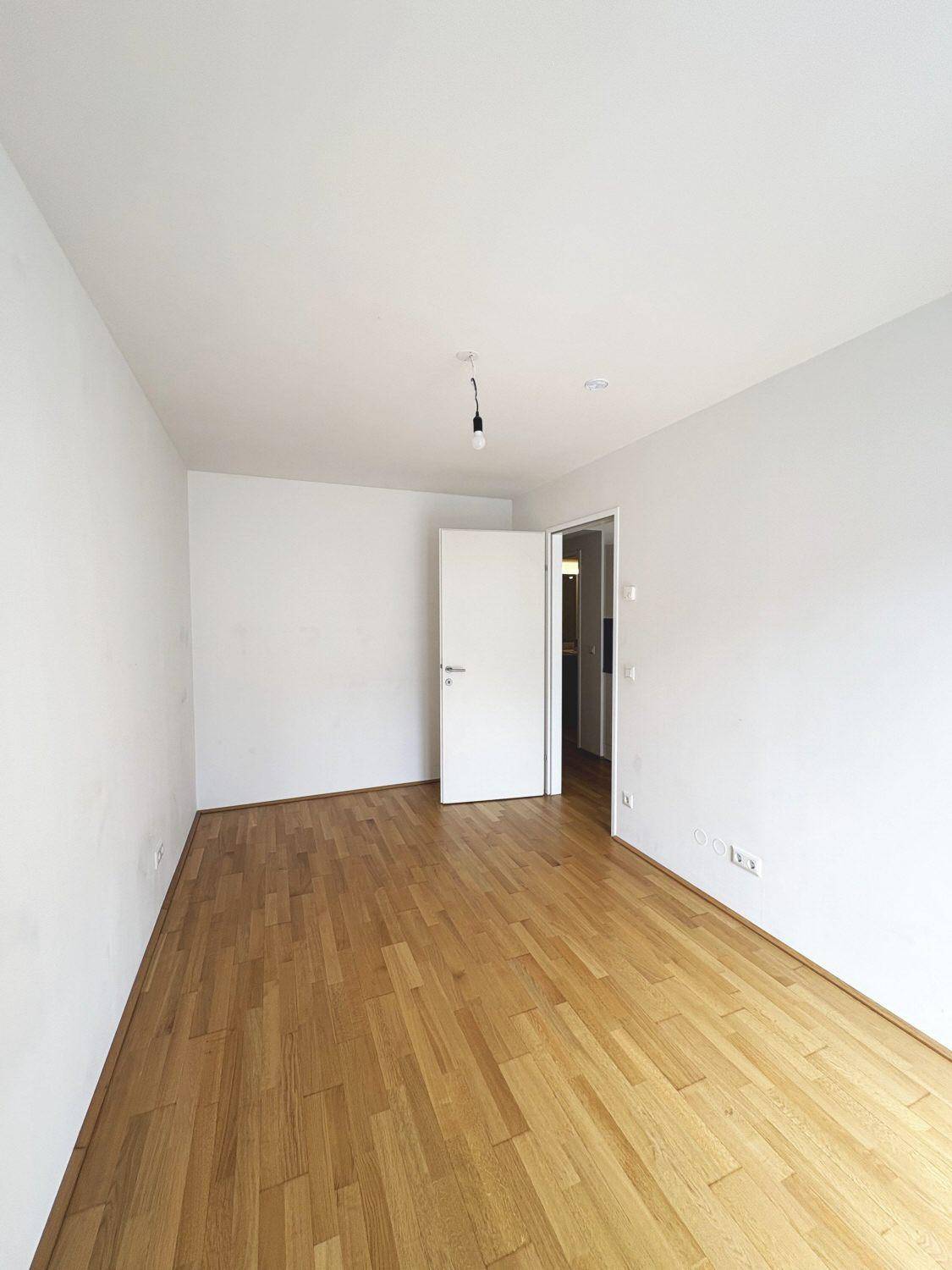 Gemütliche 2-Zimmer-Dachgeschosswohnung mit Terrasse - in der Koloniestraße! - Widok 6