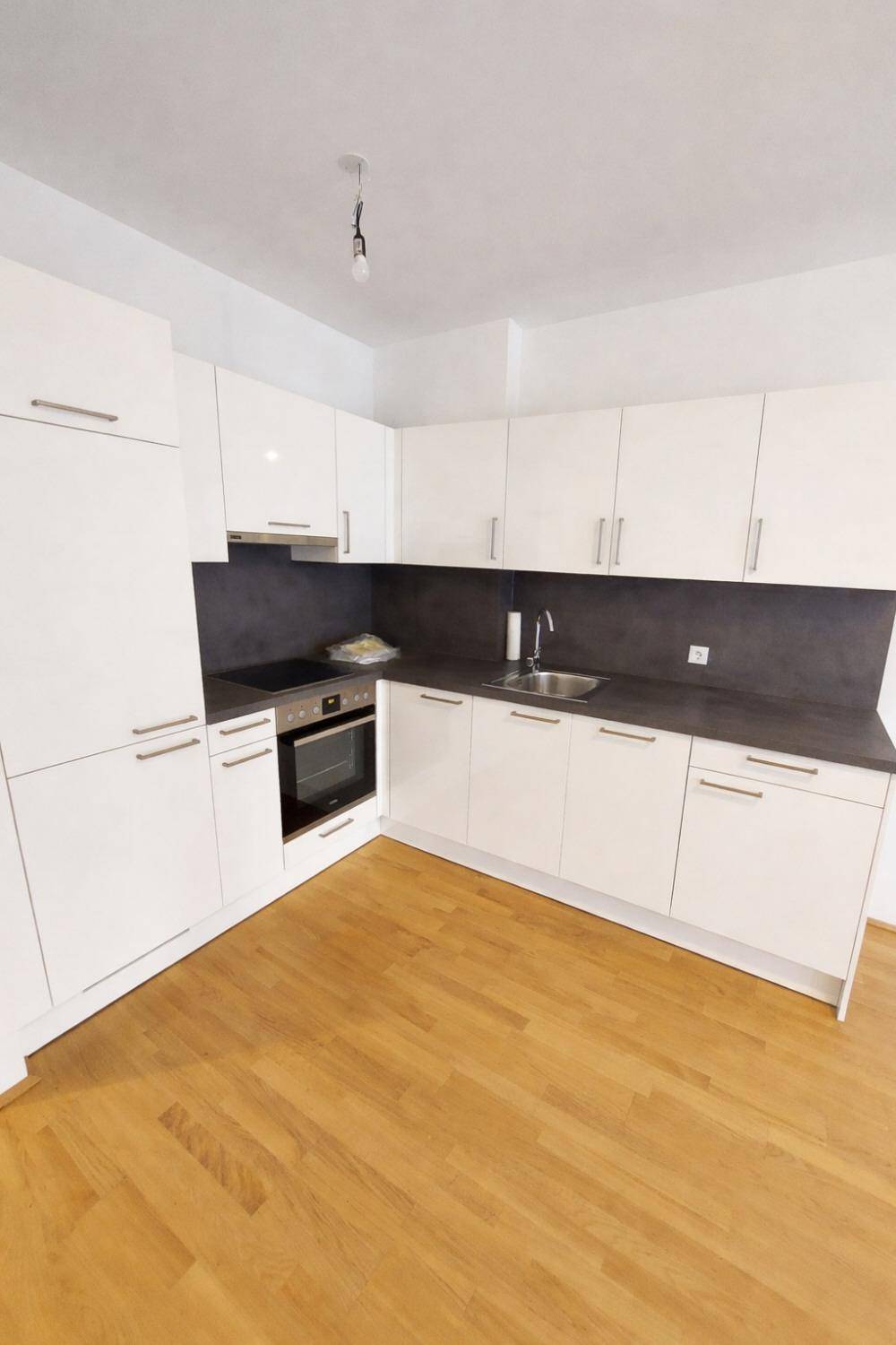 Moderne 2-Zimmer-Wohnung mit Garten und großer Terrasse –in der Koloniestraße! - Ansicht 5