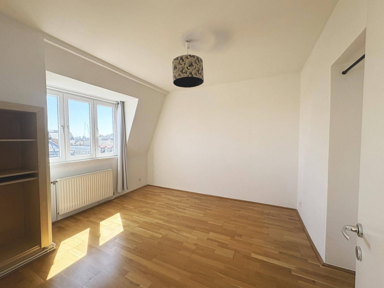 Schöne 2,5-Zimmer-Altbauwohnung nähe Altes AKH- genießen Sie diesen Ausblick - Ansicht 5