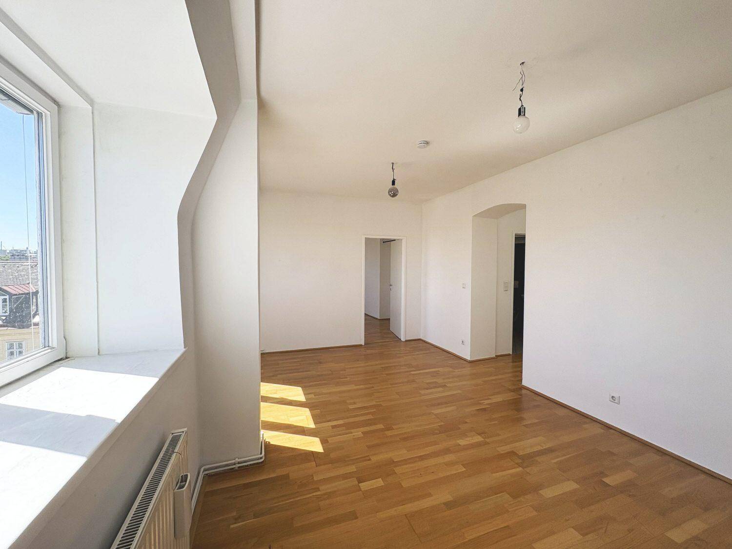 Schöne 2,5-Zimmer-Altbauwohnung nähe Altes AKH- genießen Sie diesen Ausblick - Ansicht 3