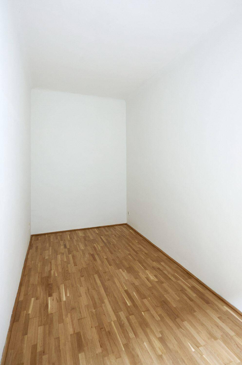 Schlafzimmer II.II