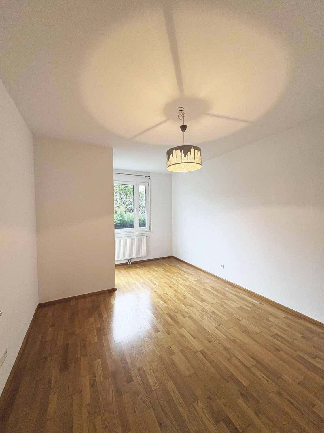 Moderne 3-Zimmer-Wohnung mit Balkon in ruhiger Seitengasse - nächst Krottenbachstraße! - Ansicht 6