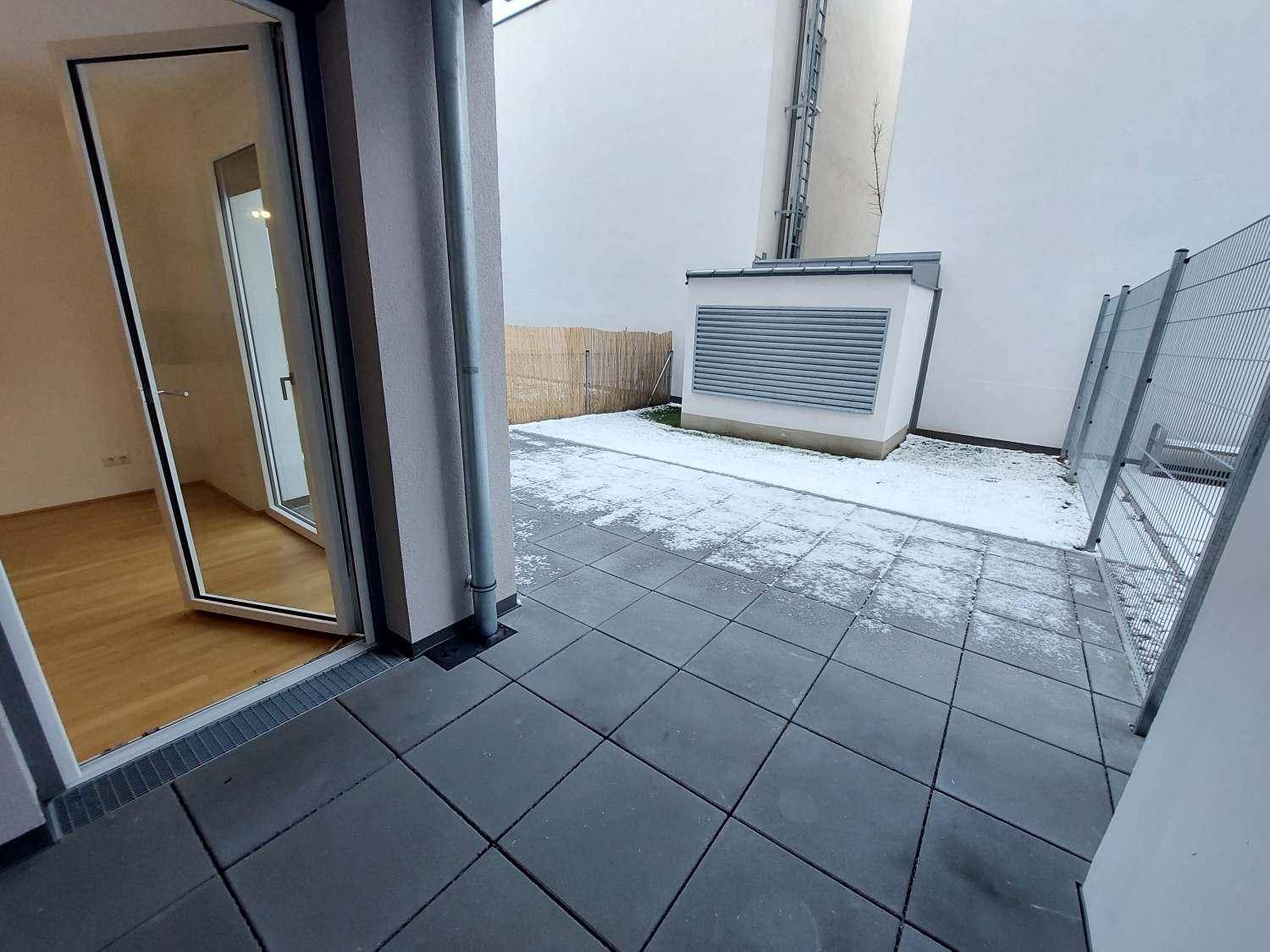 Moderne 2-Zimmer-Wohnung mit Garten und großer Terrasse –in der Koloniestraße! - Ansicht 4
