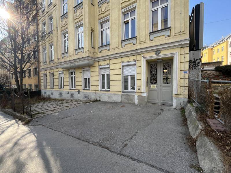 Unbefristet vermietete 1,5-Zimmer-Wohnung um € 1.500,- pro m² - Ansicht 3