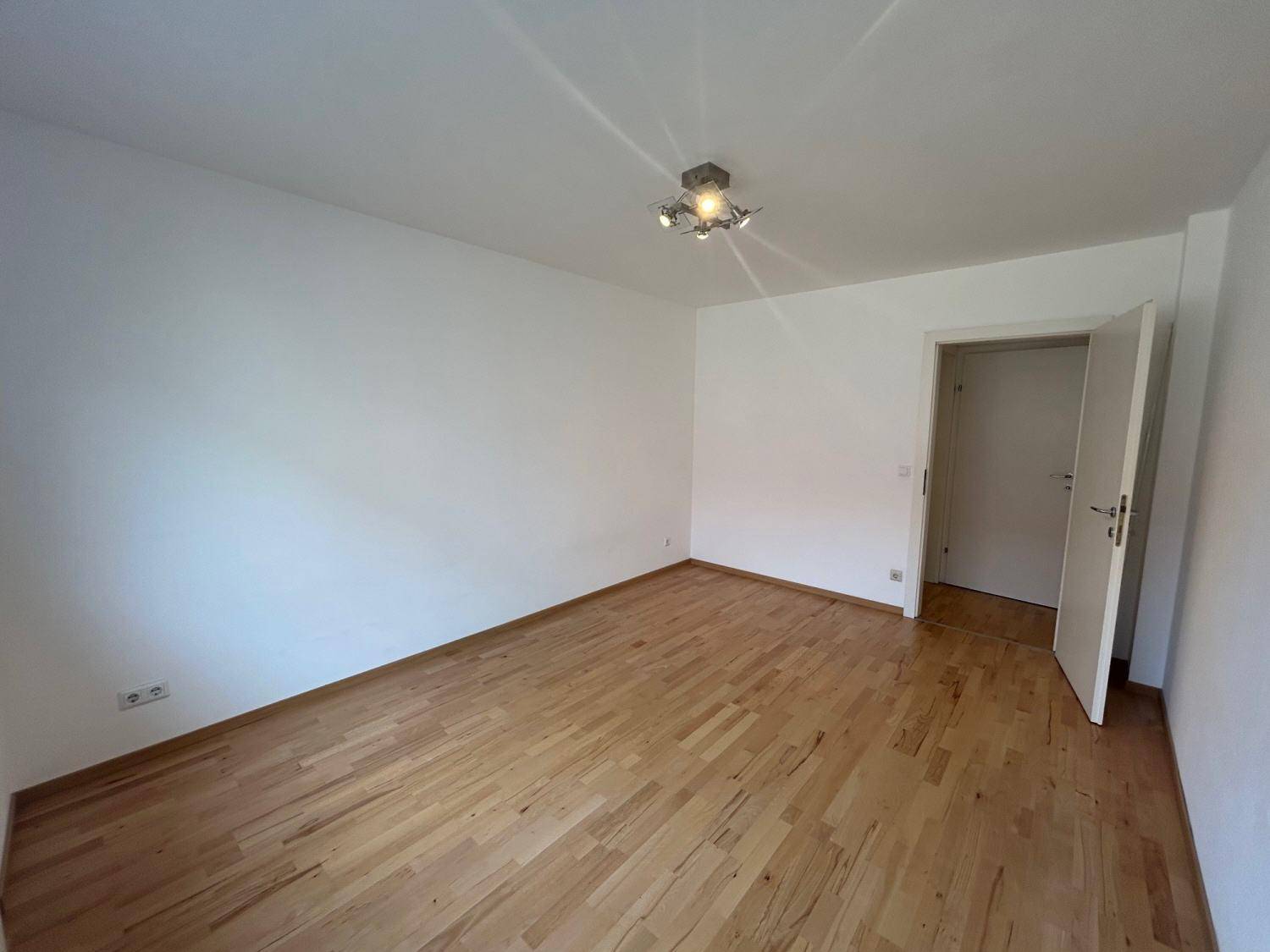 Schlafzimmer quer