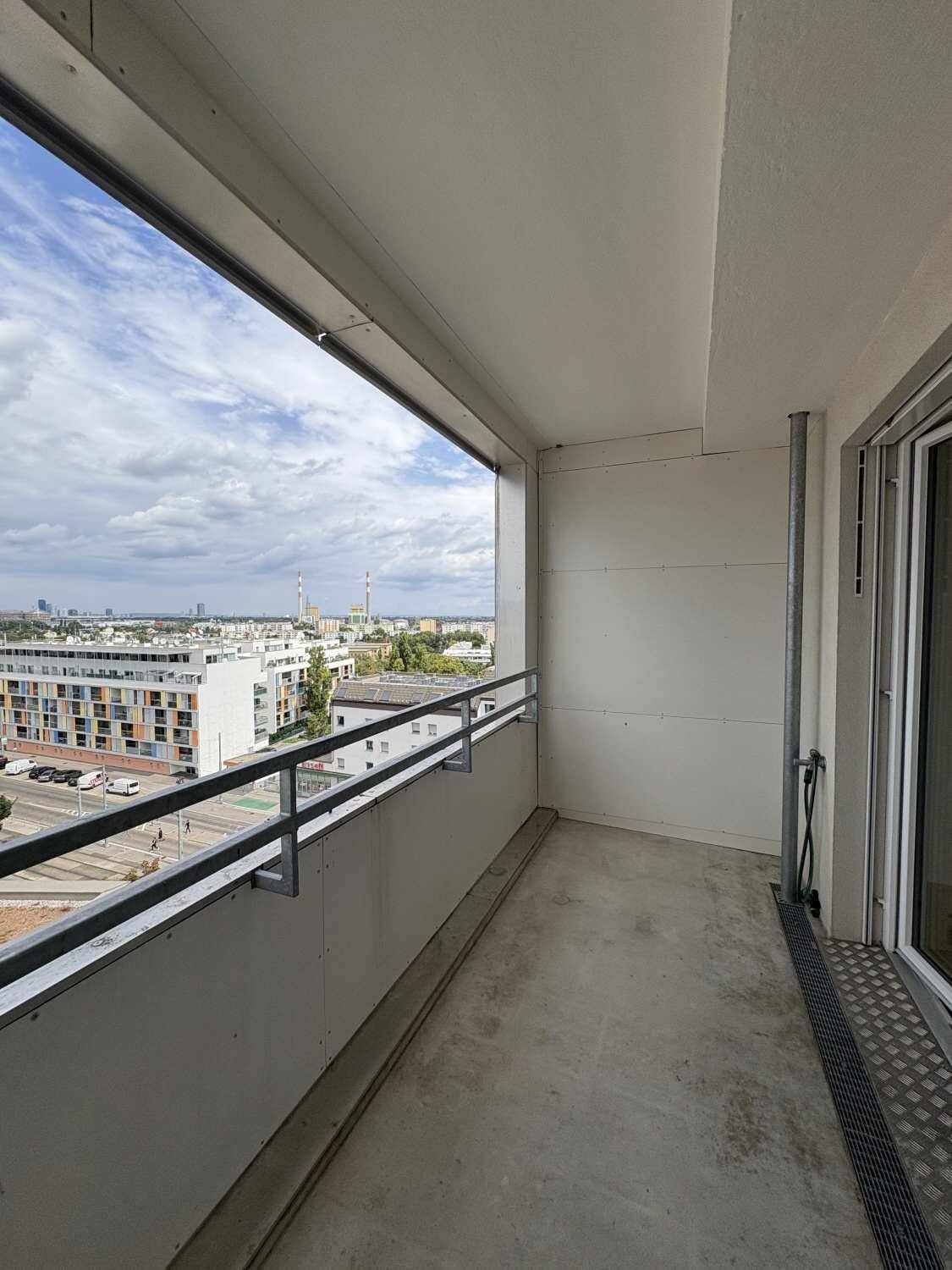 Loggia I