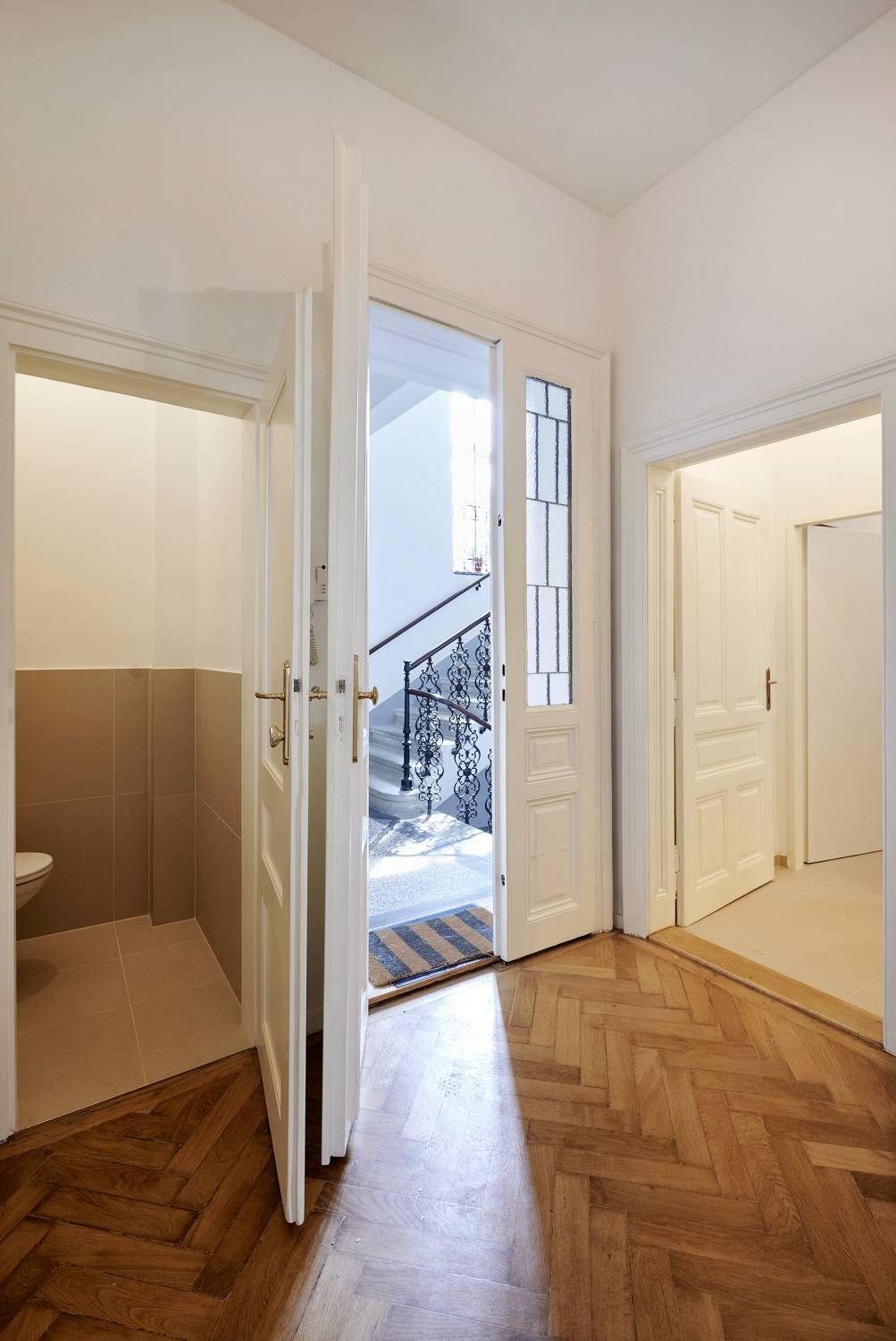 Blick Toilette u. Vo