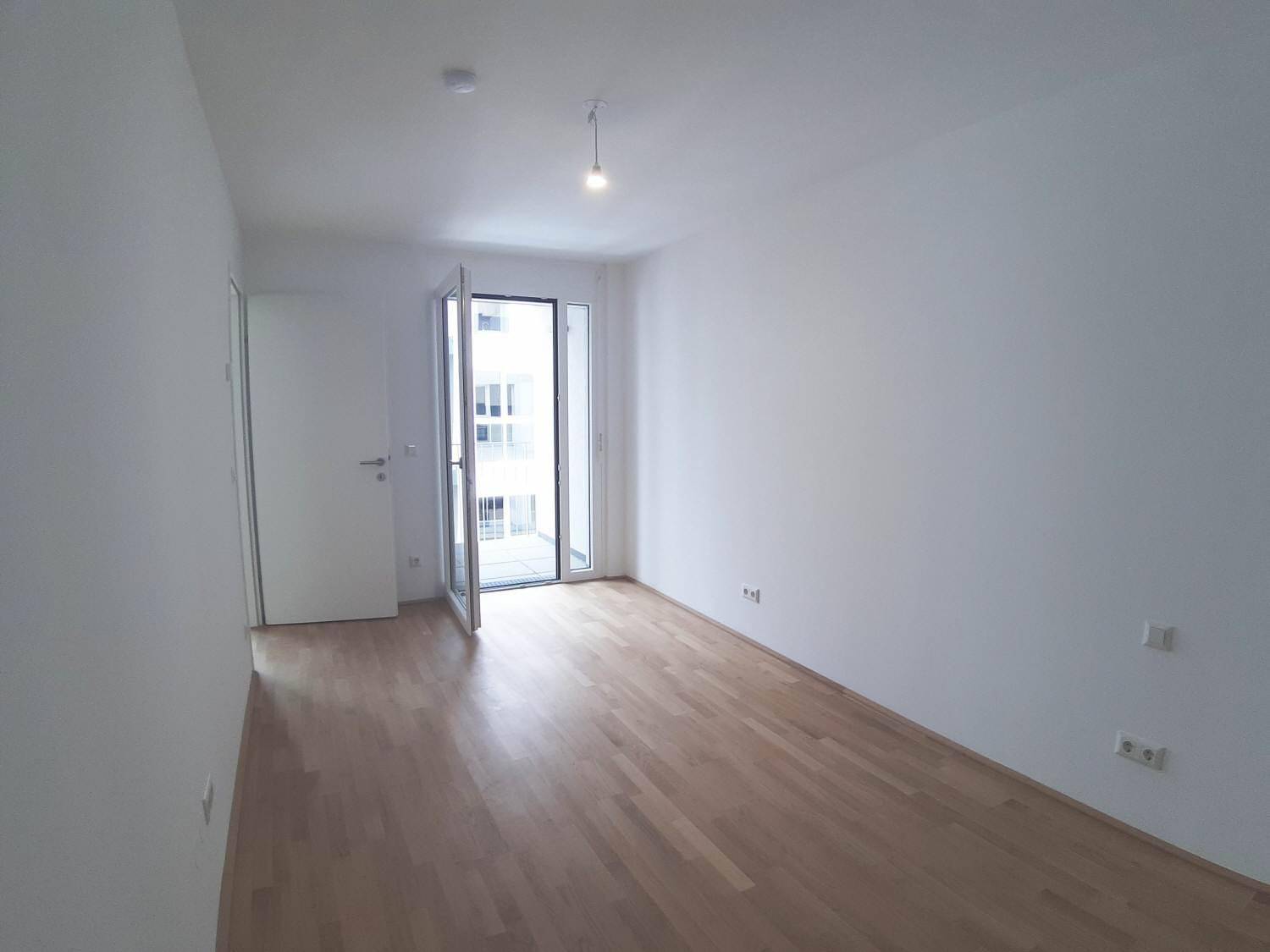 Moderne 2-Zimmer-Wohnung mit Loggia in der Koloniestraße! - Ansicht 2