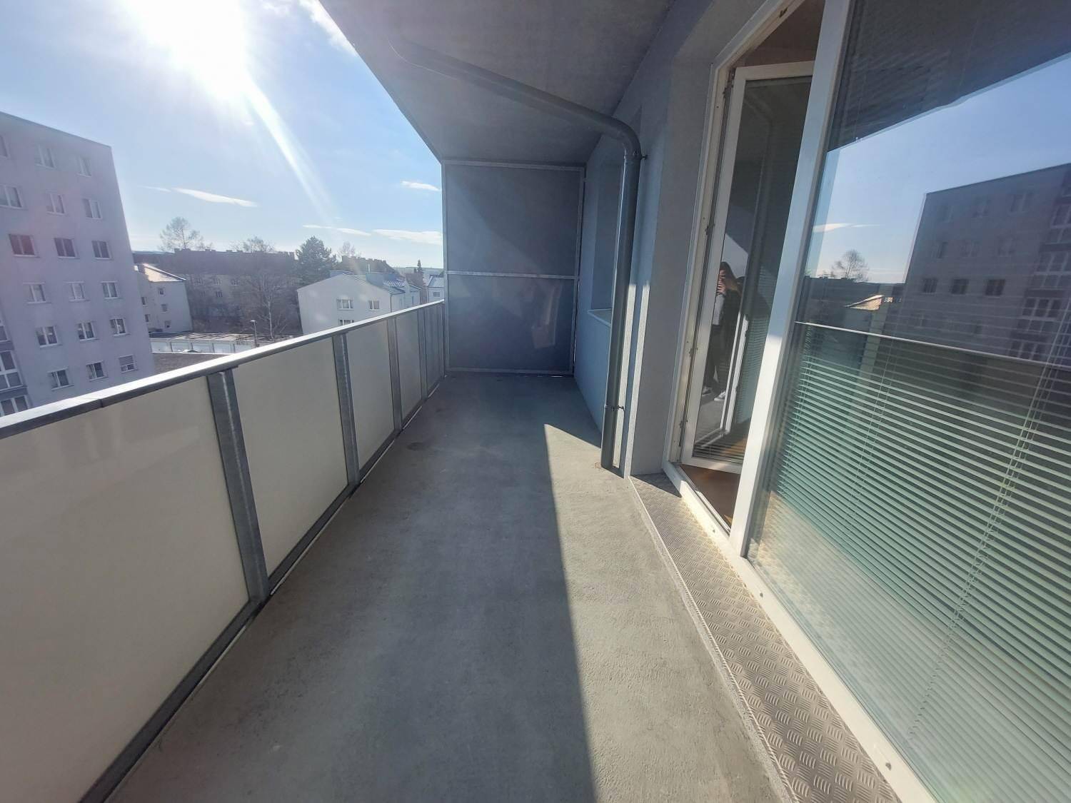 Loggia I