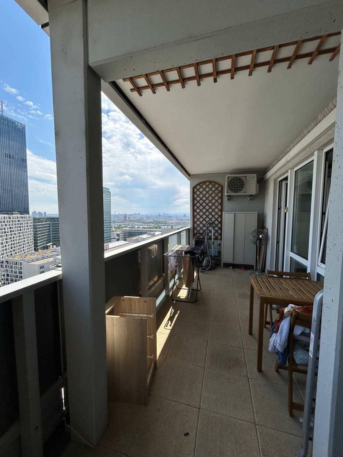 Loggia I