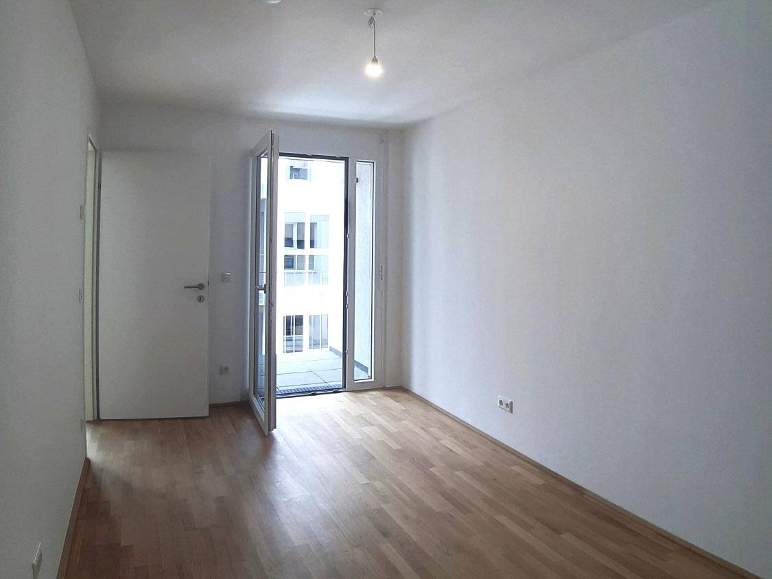 Moderne 2-Zimmer-Wohnung mit Loggia in der Koloniestraße! - Mehr