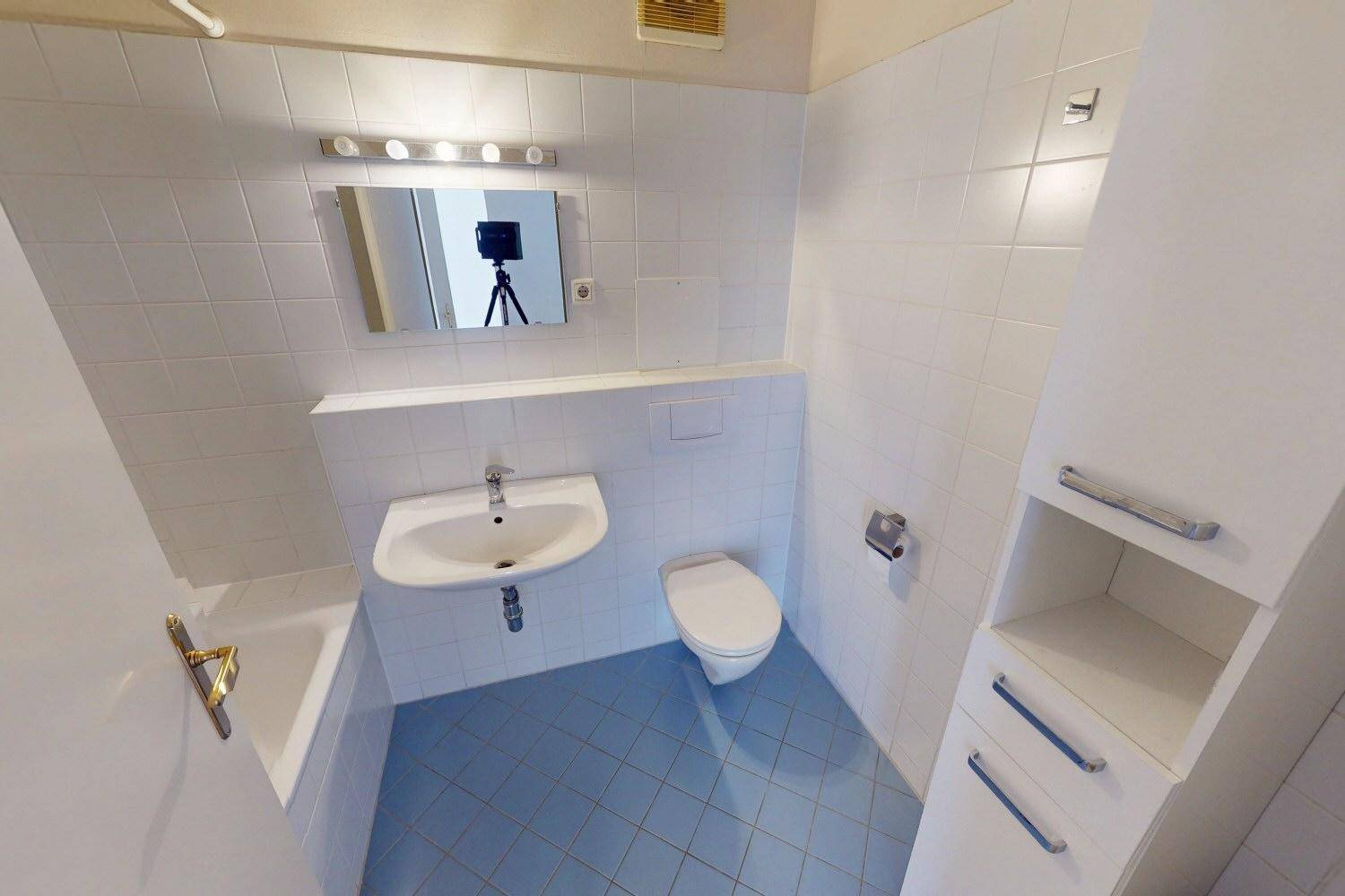 Badezimmer I