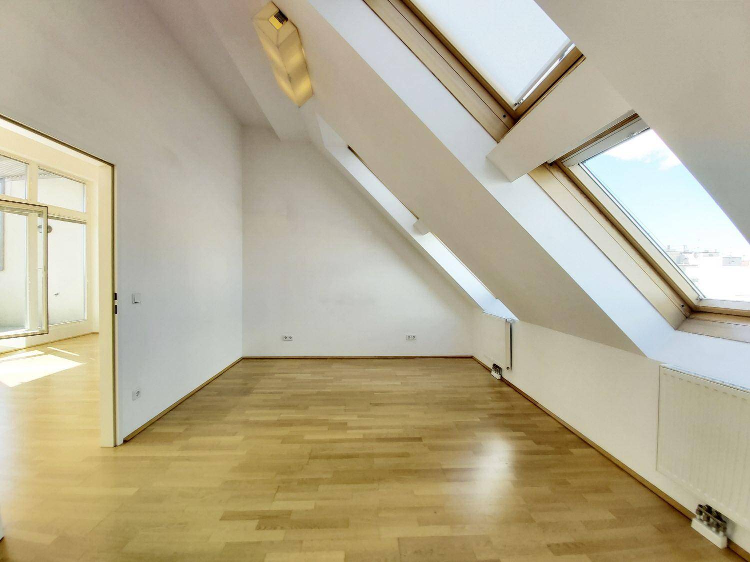 Zimmer OG Foto II