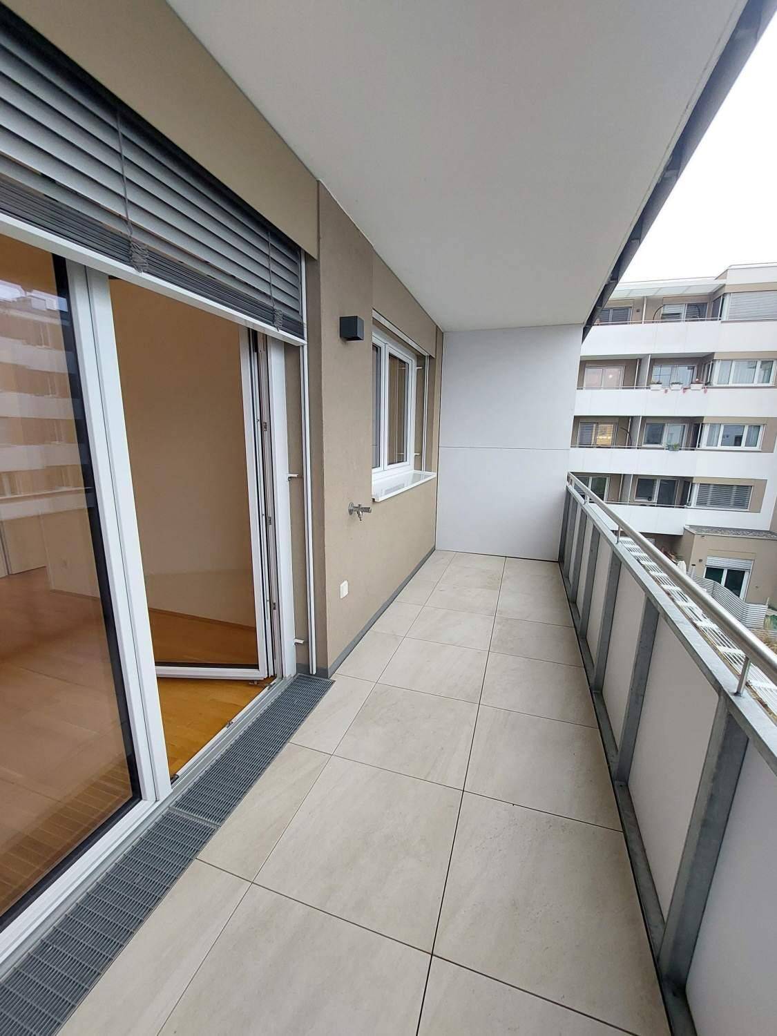 Loggia I