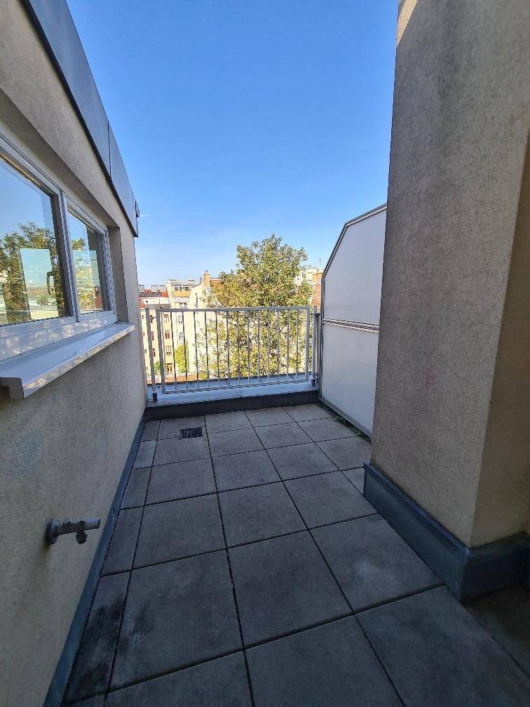 Maisonettewohnung mit 3,6% Rendite - unbefristet vermietete 3 Zimmer Wohnugn mit Innenhofterrasse – další