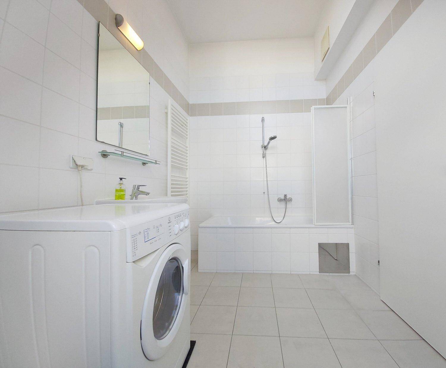 Badezimmer Wanne