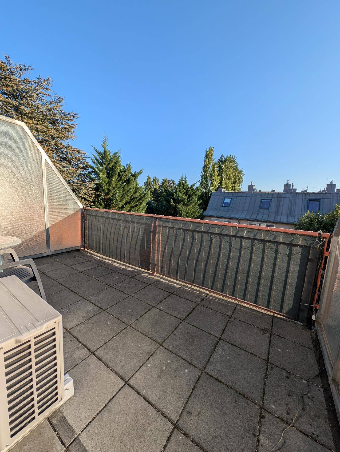 2 OG Terrasse