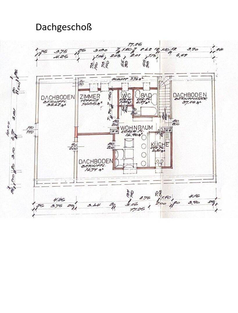 Grundriss des Dachgeschosses mit Wohnraum und Küche.
