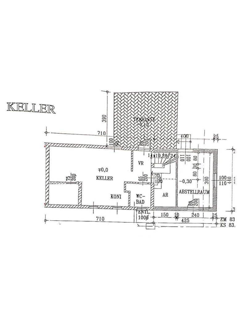 Grundriss des Kellergeschosses mit Abstellraum, WC, Bad und Zugang zur Terrasse.