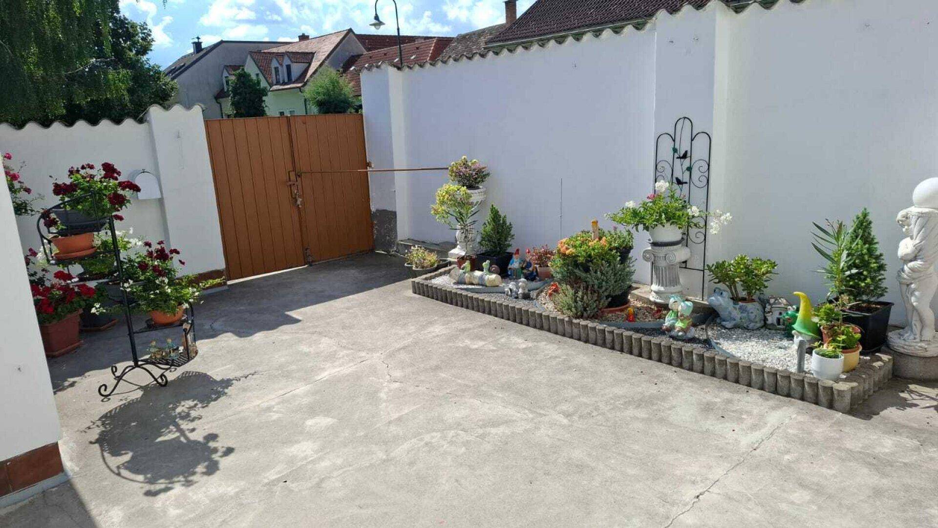 Slide 4