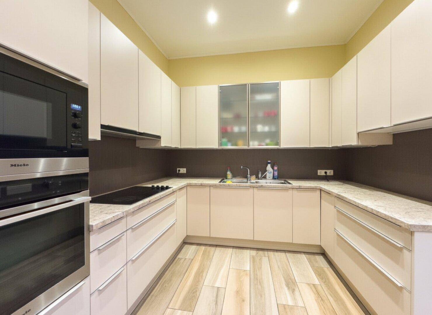 HISTORISCHER CHARME TRIFFT MODERNE ELEMENTE – 1.537 m² ebener Grund - Ausbau- und Erweiterungspotential - Teilungsplan vorhanden - Widok 5