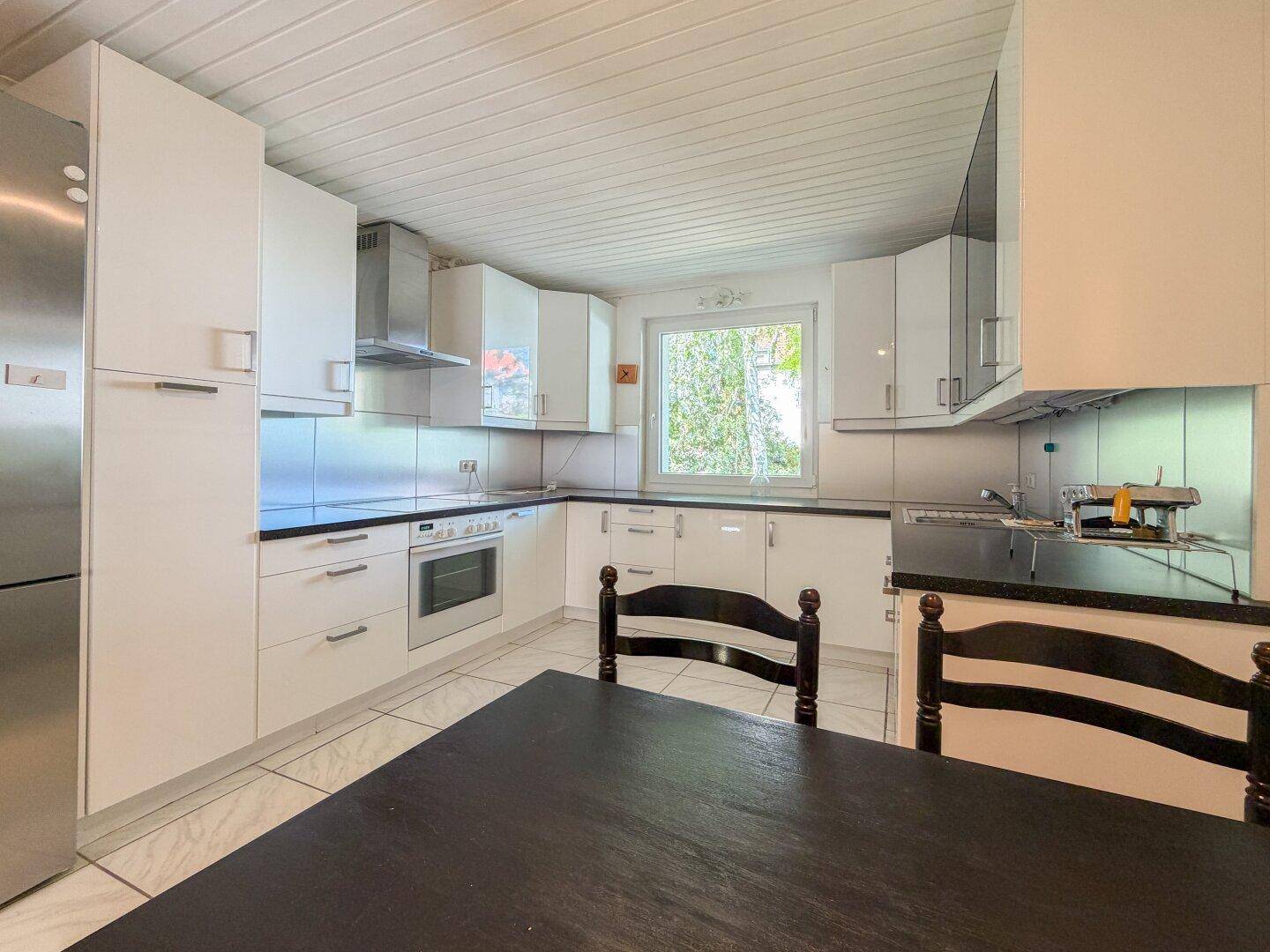 ESSLINGER GRÜNLAGE - Einfamilienhaus mit Garten und Garage - Widok 4