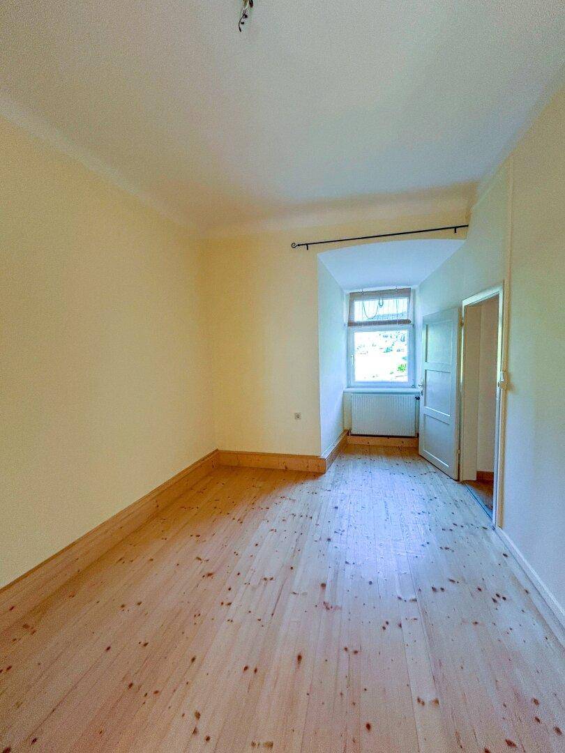 TOP 12 Büro