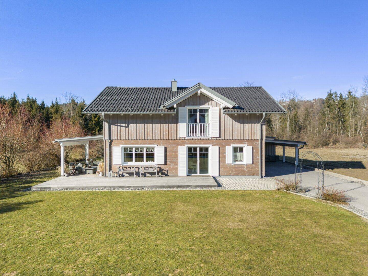 Wohnen wie im Urlaub: Schwedenhaus mit Pool, Galerie und großem Garten nahe Klagenfurt - Ansicht 2