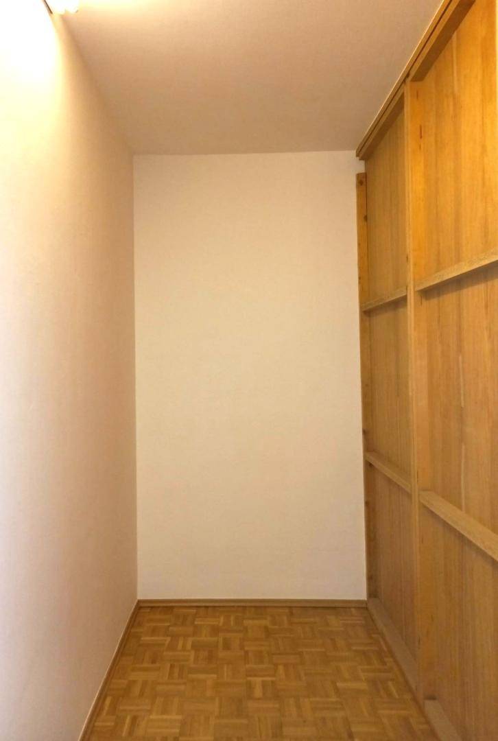 begeh. Kleiderschrank