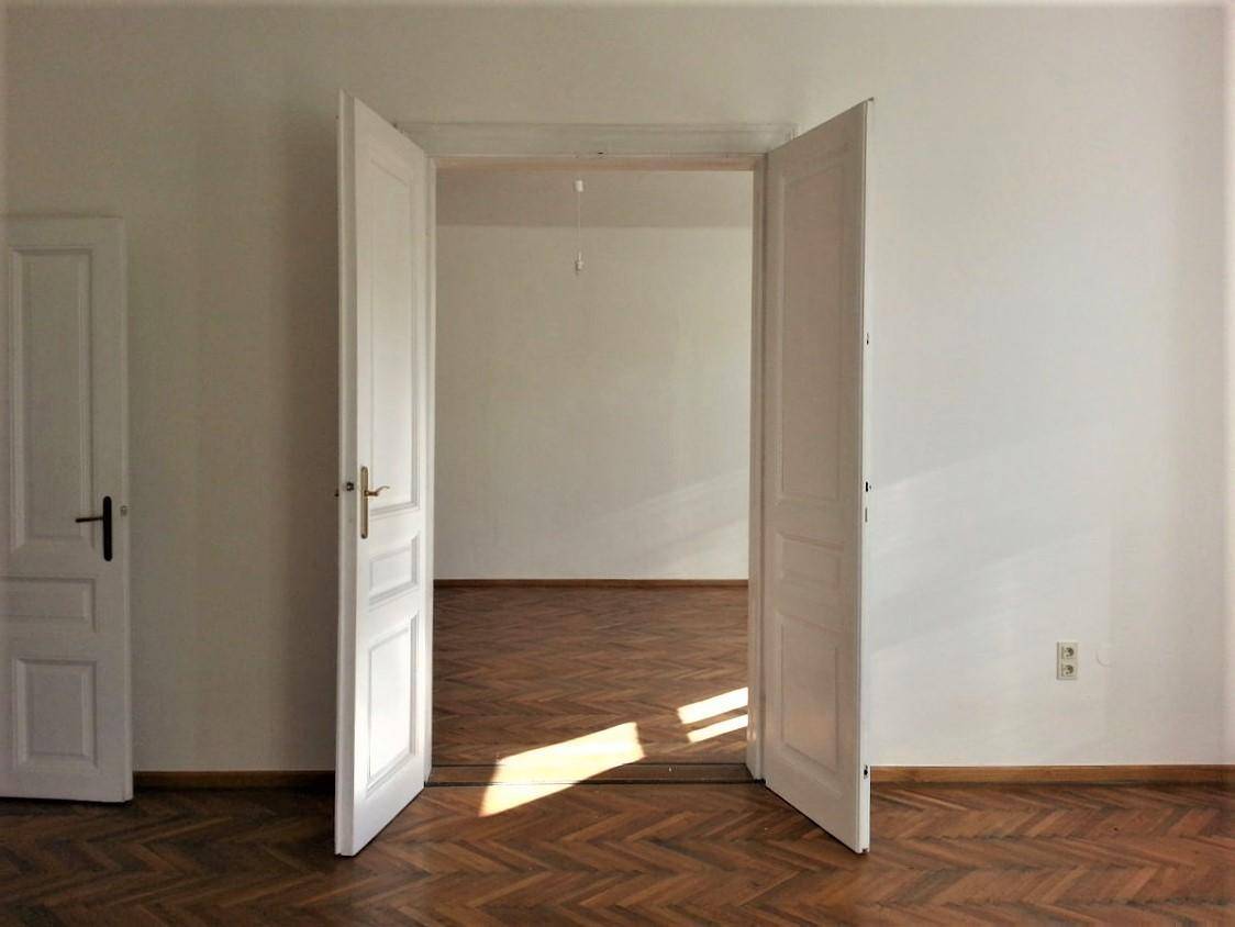 Wohnzimmer Flügeltür