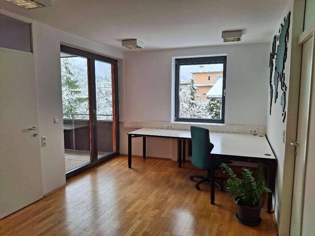 Bürofläche mit Freifläche und Fernblick - Ansicht 2