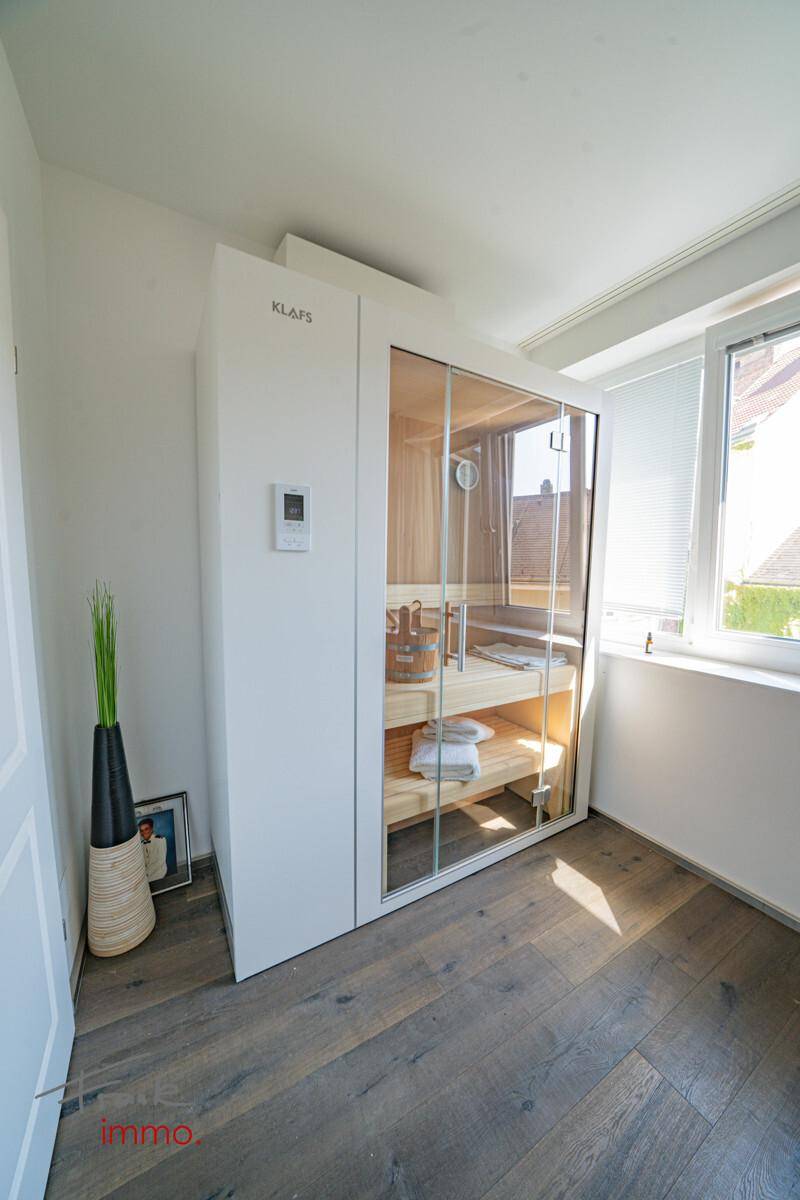 ausfahrbare Sauna