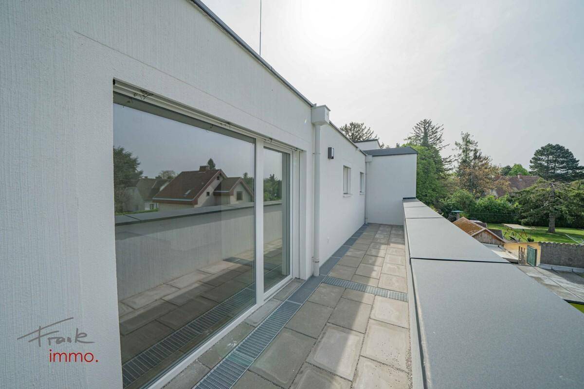West Terrasse
