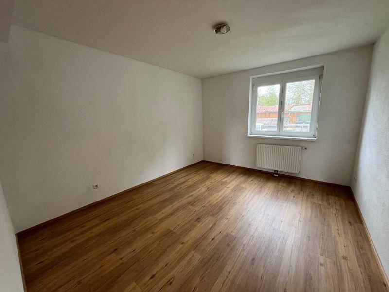 totibi ansc 7505 Straß5 4 Schlafzimmer.jpeg