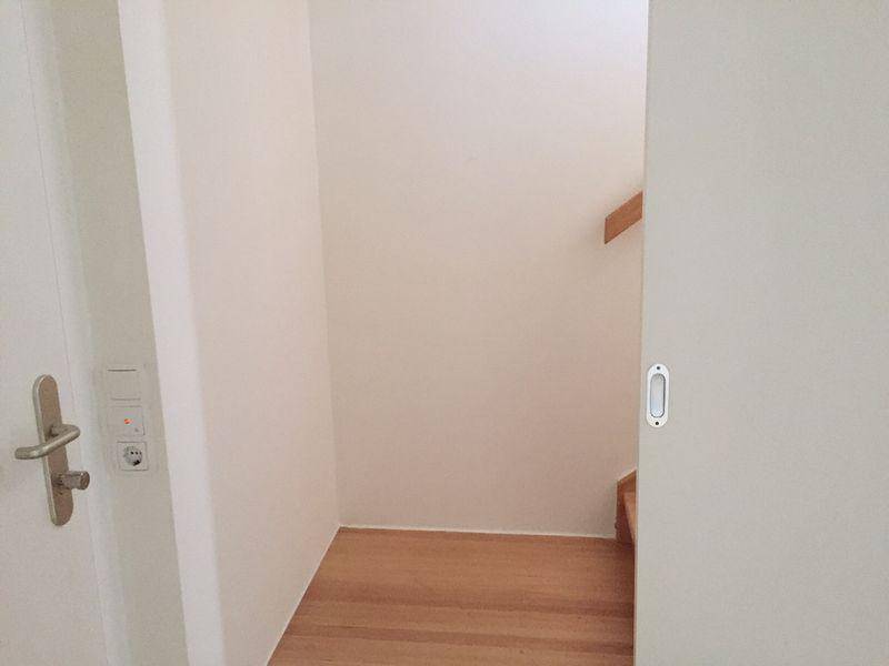 tosons sast 53001 Vorraum Eingangsbereich.JPG