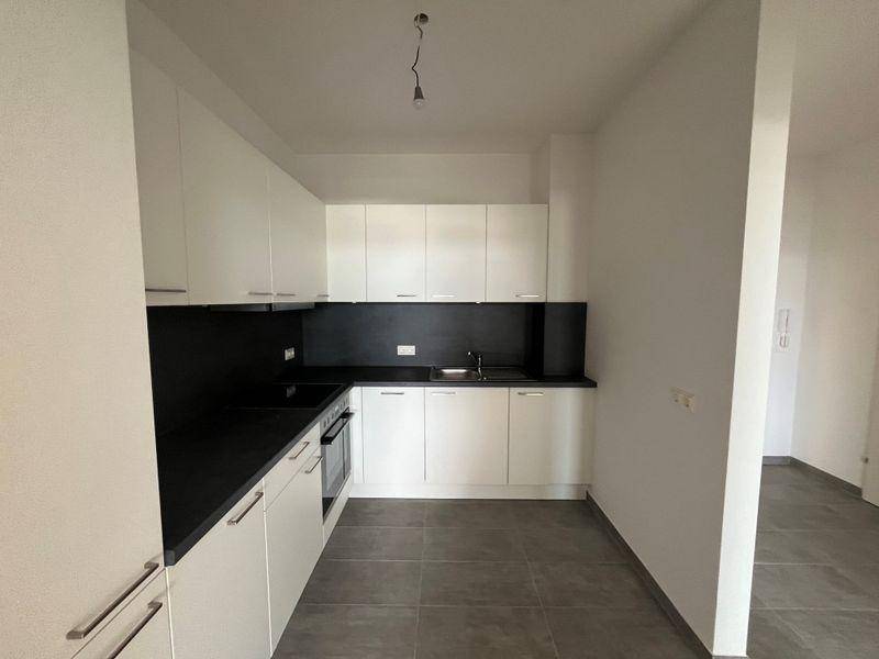 Freifinanzierte 2-Zimmer-Mietwohnung mit Schloßbergblick - Ansicht 2