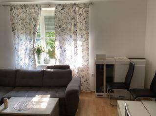 tosons jeku 868 Wohn-Esszimmer 1.JPG