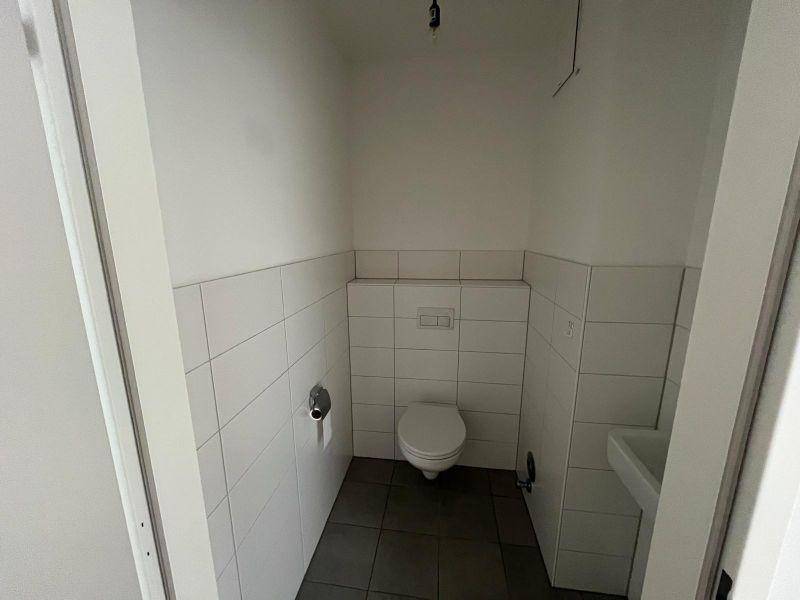 tosons ansc 2930 HansSachs-Straße14 1 WC.jpg