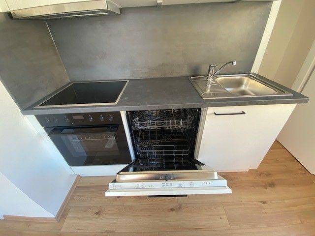 tosons saba 599 Top1 Wohnung1 Küche5.jpg
