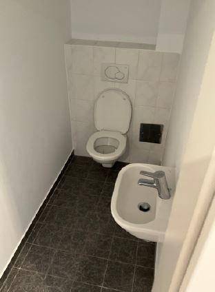 tosons jeku 1977 WC.JPG